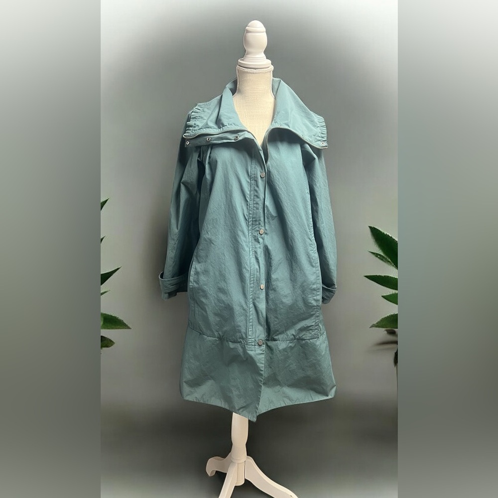 Eileen Fisher lightweight jacket